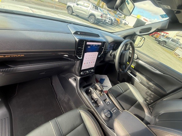 MY2025.25 - 2025 Ranger Wildtrak 2.0lt - low kms ready to drive away - Image 6